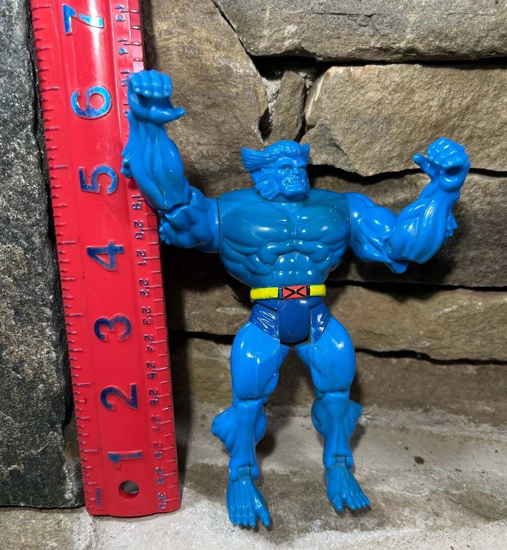 X-MEN BEAST Vintage 1994 Marvel Uncanny 5” Figure READ